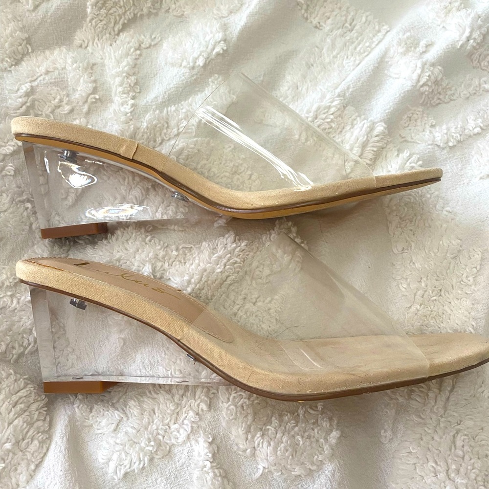 Cute wedge clear strap clear heel!  Can wear with anything!
